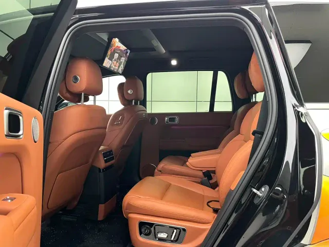 Li Auto L9 — Фото автомобиля 19