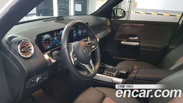 Mercedes-Benz EQB X243 — Фото автомобиля 13