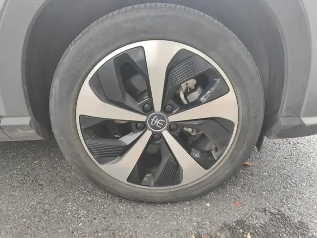 BYD Song PLUS — Фото автомобиля 8