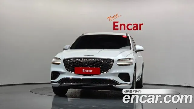 Genesis GV70 — Фото автомобиля 3