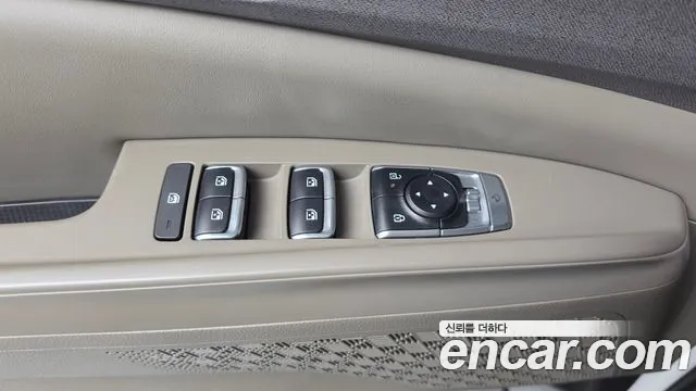 Kia Carnival — Фото автомобиля 18