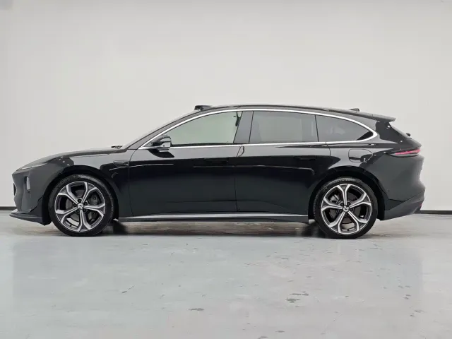 Nio ET5 Touring — Фото автомобиля 8
