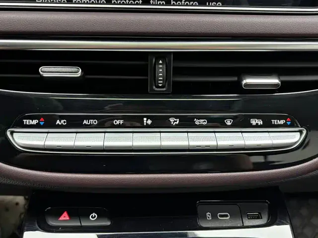 GAC Trumpchi Trumpchi M6 2023 PRO 270T DCT Luxury Edition — Фото автомобиля 10