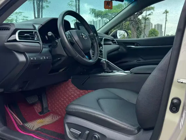 Toyota Camry — Фото автомобиля 12