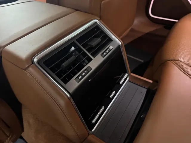 Porsche Panamera — Фото автомобиля 14
