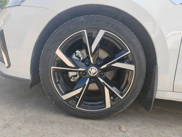 Skoda Octavia — Фото автомобиля 22
