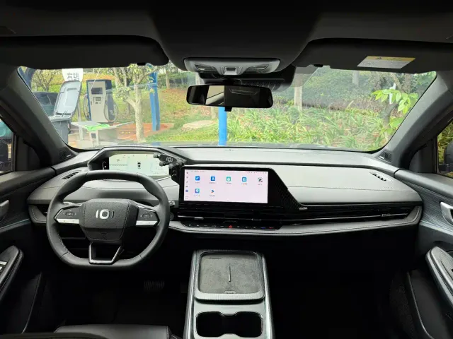 Changan Qiyuan Q05 — Фото автомобиля 12