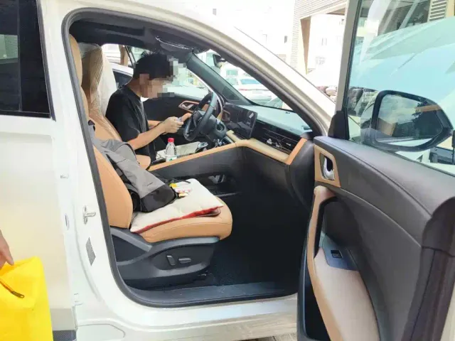 Roewe RX5 — Фото автомобиля 10