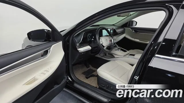 Hyundai Grandeur Новый Grandeur IG — Фото автомобиля 10