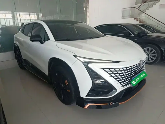 Changan UNI-T — Фото автомобиля 3