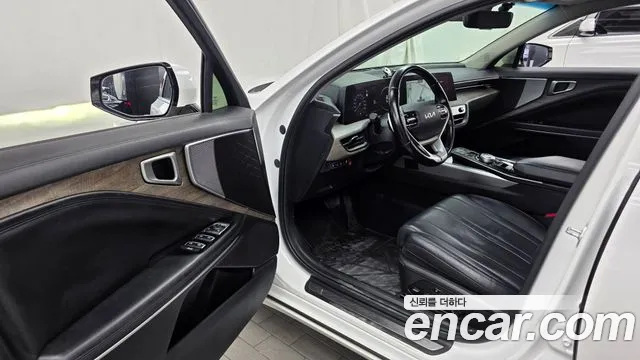 Kia K8 — Фото автомобиля 15