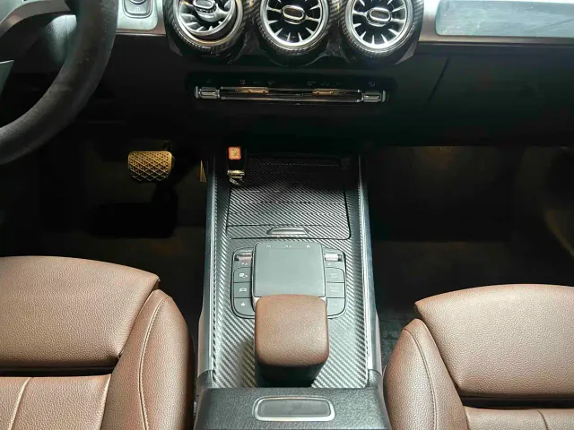 Mercedes-Benz GLB-Class — Фото автомобиля 6