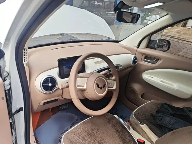 Wuling Hongguang Mini EV — Фото автомобиля 9