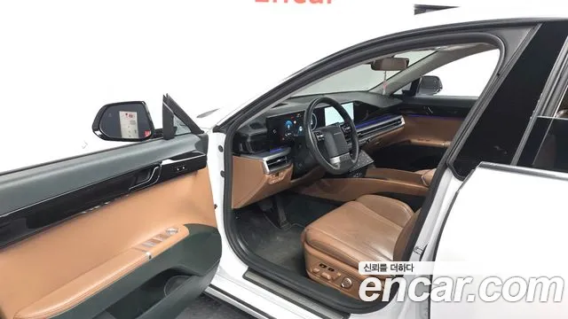 Hyundai Grandeur GN7 — Фото автомобиля 10