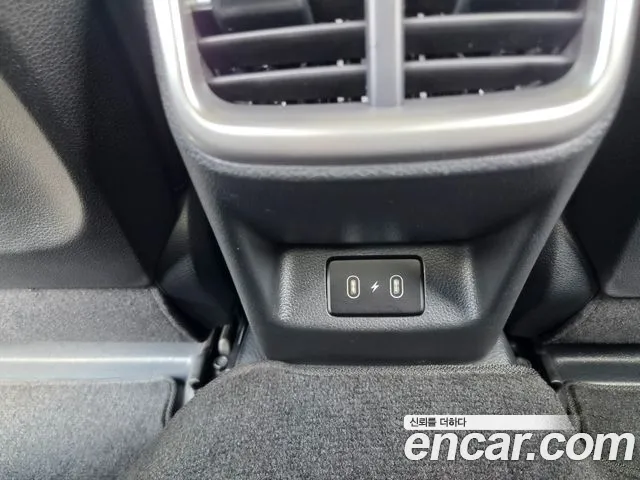 Kia K5 Новый K5 3 поколение 2.0 LPi(Для проката) — Фото автомобиля 17