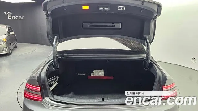 Genesis G80 Бензин 2.5 турбо 2WD — Фото автомобиля 20