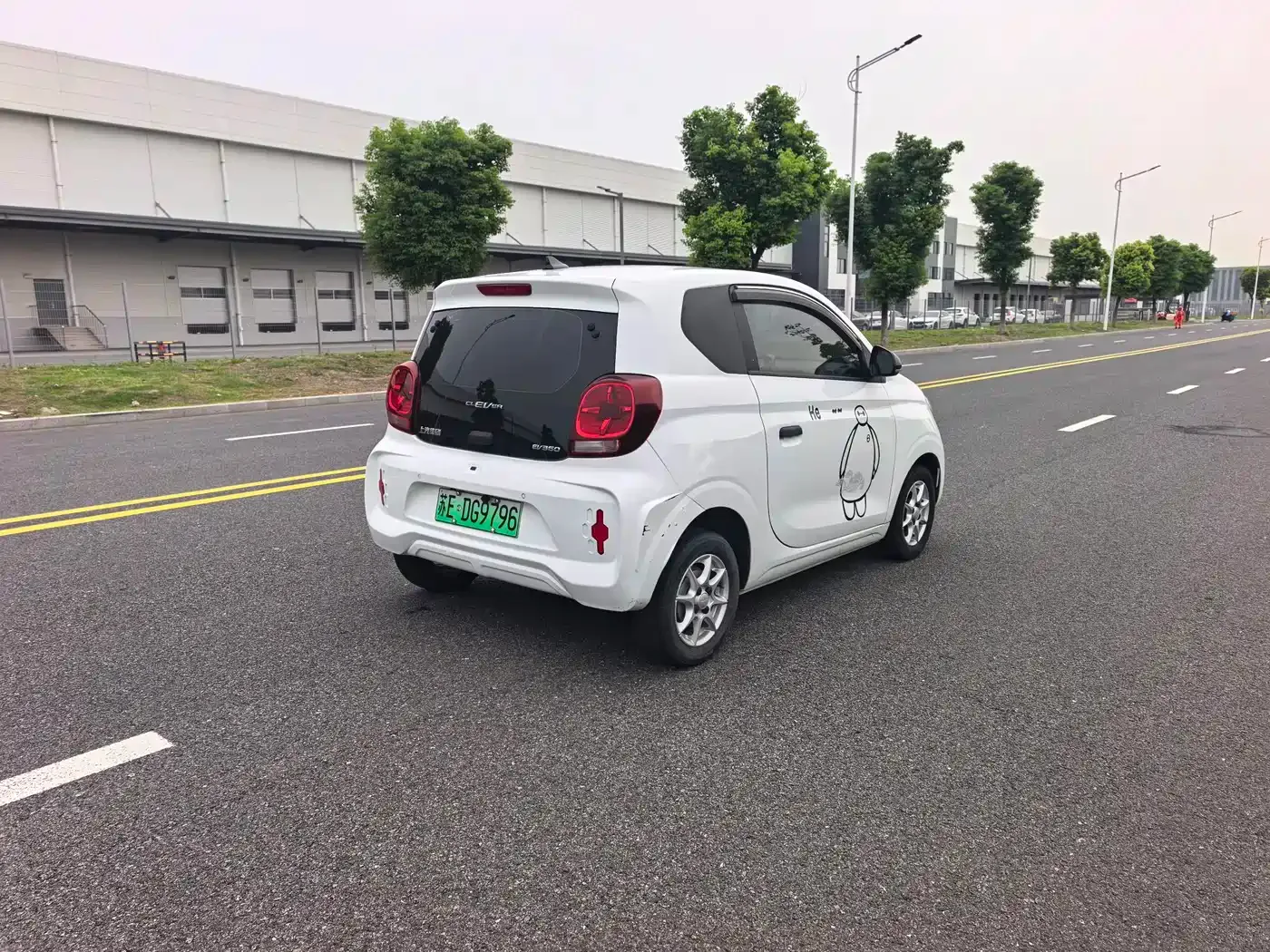 Roewe Kaiwei CLEVER 2021 302km Excellence Edition — Фото автомобиля 10