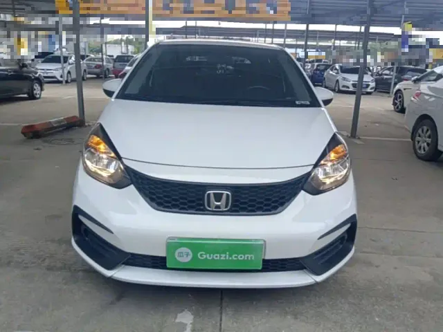 Honda Fit — Фото автомобиля 2