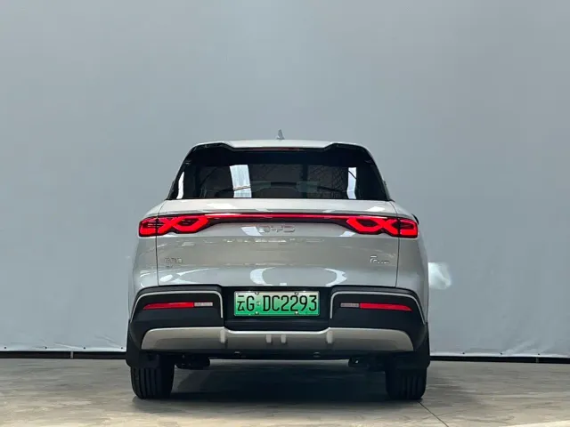 BYD Yuan UP — Фото автомобиля 5