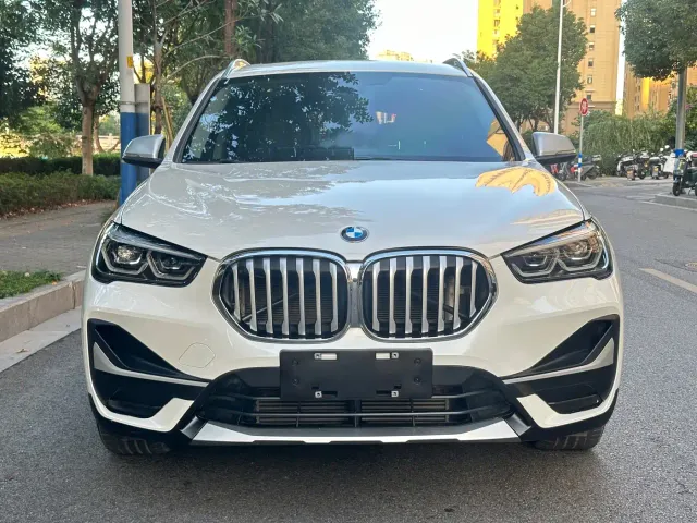 BMW X1 — Фото автомобиля 4