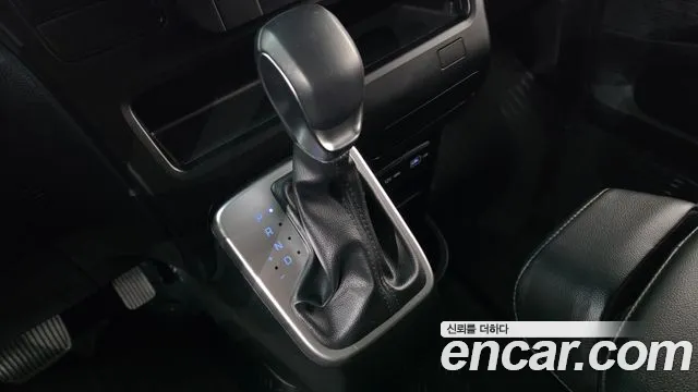 Hyundai Staria — Фото автомобиля 9