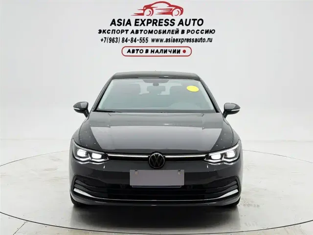 Volkswagen Golf — Фото автомобиля 2