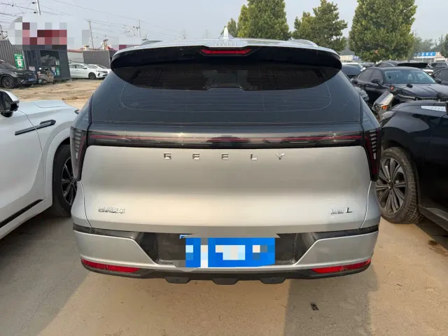 Geely Boyue L — Фото автомобиля 16
