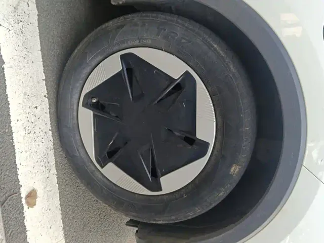 Geely Geometry E Firefly — Фото автомобиля 6