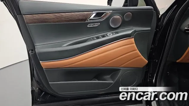 Genesis GV80 — Фото автомобиля 13