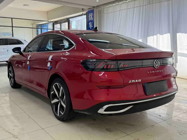 Volkswagen Lamando — Фото автомобиля 4