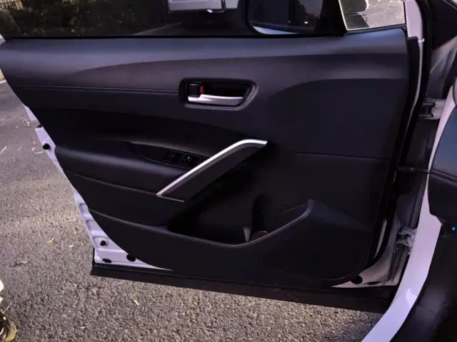 Toyota Corolla Cross — Фото автомобиля 7