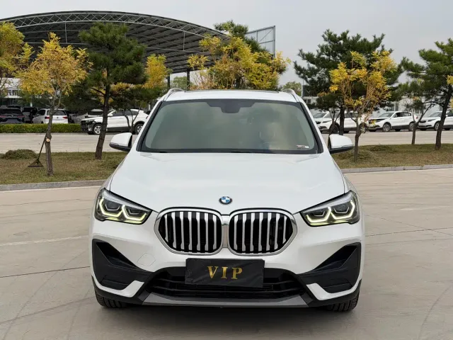 BMW X1 — Фото автомобиля 2