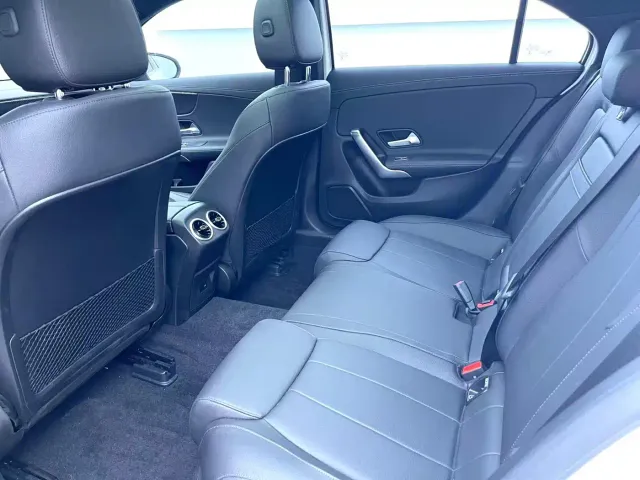 Mercedes-Benz A-Class — Фото автомобиля 6
