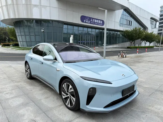 NIO NIO ET5 2022 75kWh — Фото автомобиля 3
