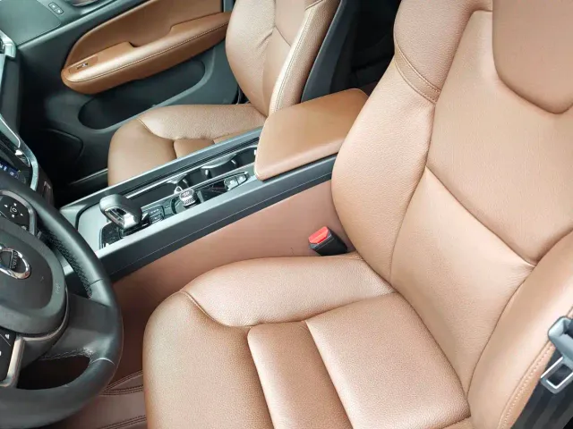 Volvo S60 — Фото автомобиля 8