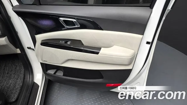 Kia Canival Carnival 4 поколение Бензин 7 мест Signature — Фото автомобиля 25