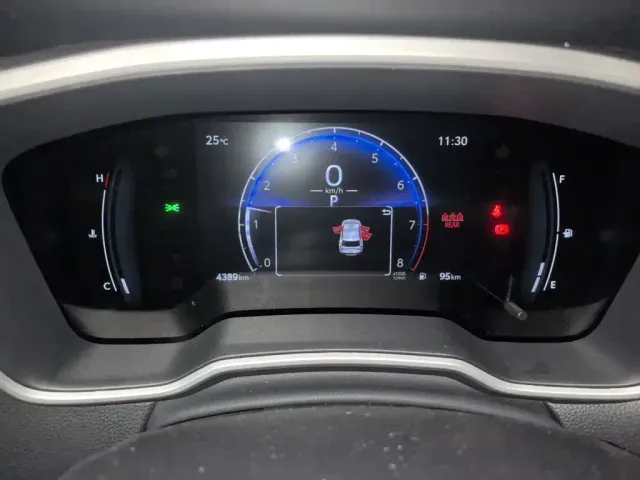 Toyota Frontlander — Фото автомобиля 12