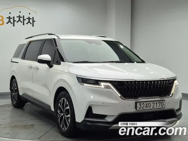 Kia Carnival 4th Gen — Фото автомобиля 4