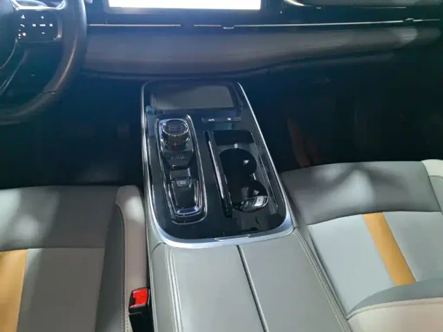 GAC Aion S Plus — Фото автомобиля 13