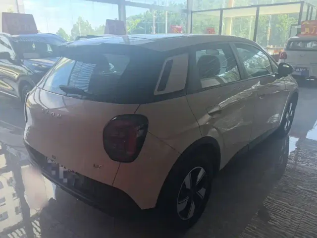 GAC Aion UT — Фото автомобиля 6