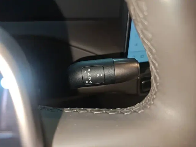 Li Auto MEGA — Фото автомобиля 13