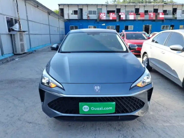 Roewe i5 — Фото автомобиля 2