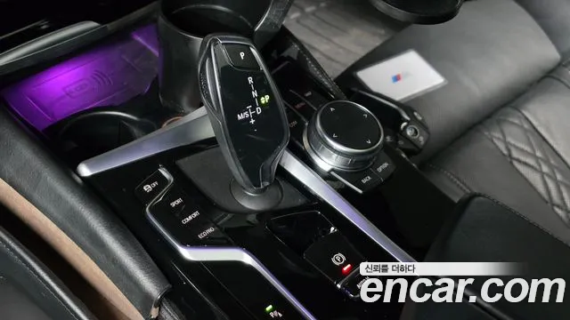 BMW 5 Series G30 — Фото автомобиля 12