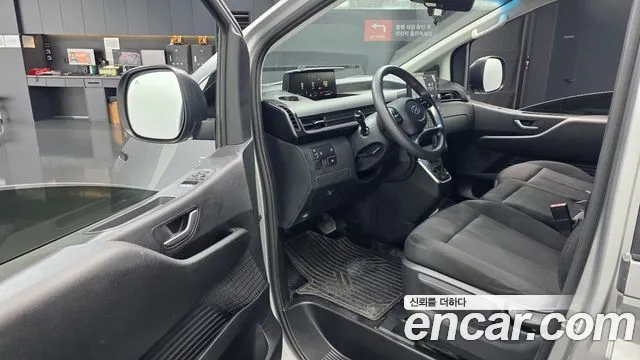 Hyundai Staria — Фото автомобиля 10