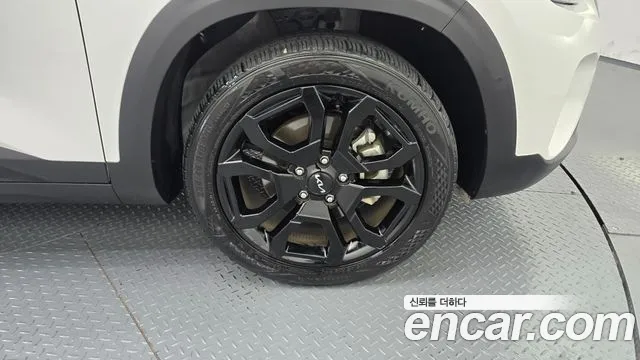 Kia Seltos — Фото автомобиля 6