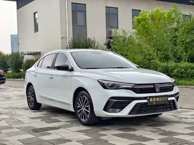 Roewe i5 — Фото автомобиля 2