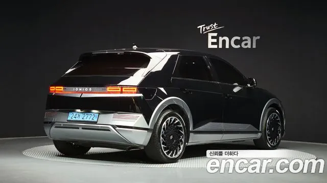 Hyundai Ioniq 5 — Фото автомобиля 2