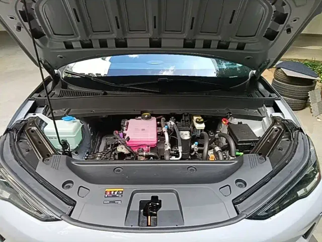 Geely Galaxy E5 — Фото автомобиля 19