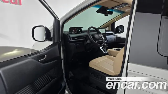 Hyundai Staria — Фото автомобиля 10