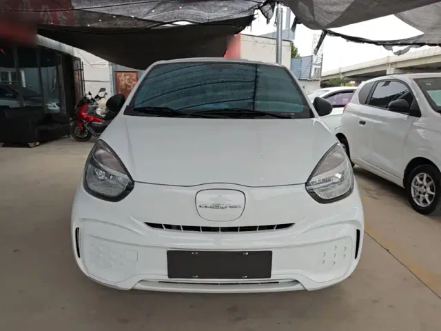 Roewe Clever — Фото автомобиля 2
